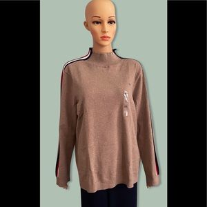 RELAXED FIT MOCKNECK SWEATER